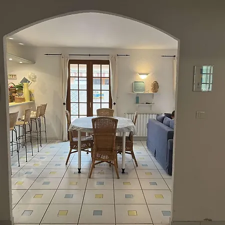 Maison 3 Pieces Sur Bn000-040 Villa